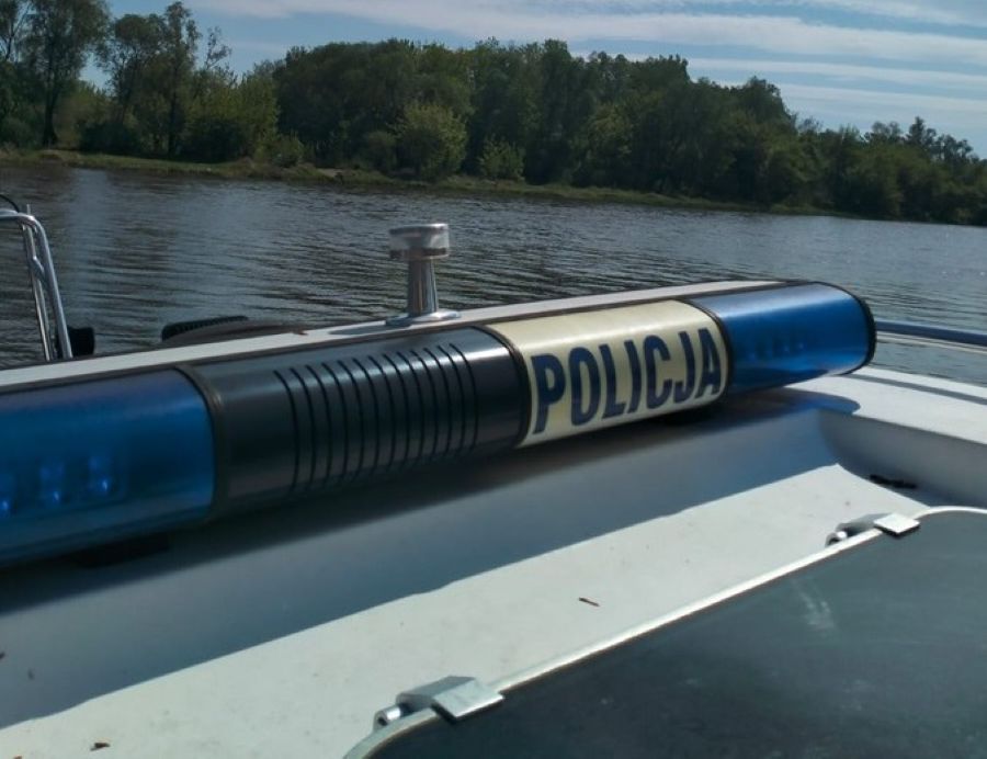 Na rzece Narew trwają poszukiwania 45-letniego mężczyzny